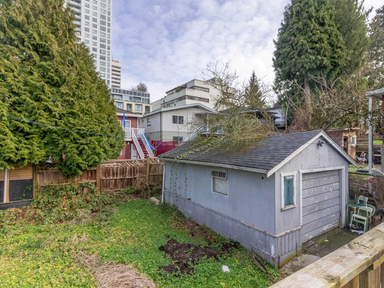 5630 Lincoln Street, Vancouver, BC, V5R 4P4 - 18