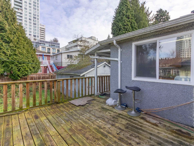 5630 Lincoln Street, Vancouver, BC, V5R 4P4 - 15