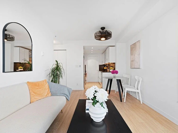 303-983 E Hastings Street, Vancouver, BC, V6A 0G9 - 6