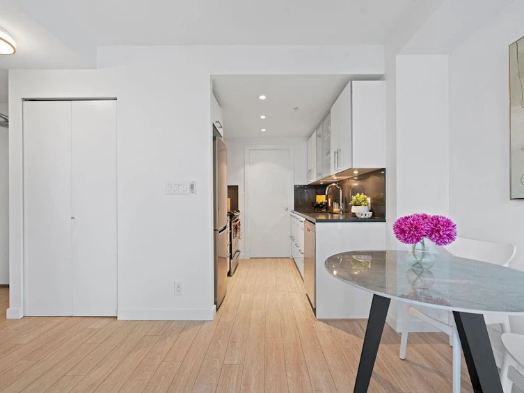 303-983 E Hastings Street, Vancouver, BC, V6A 0G9 - 7