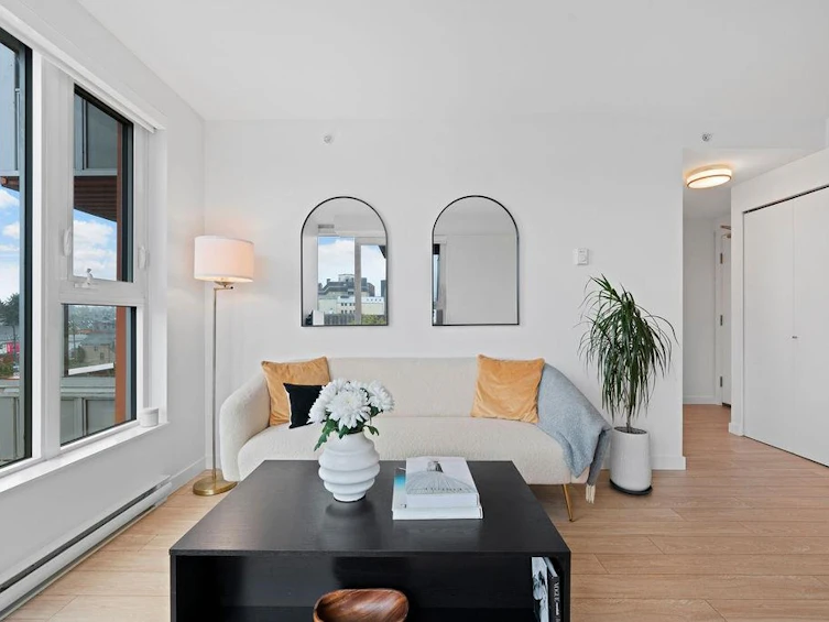 303-983 E Hastings Street, Vancouver, BC, V6A 0G9 - 5