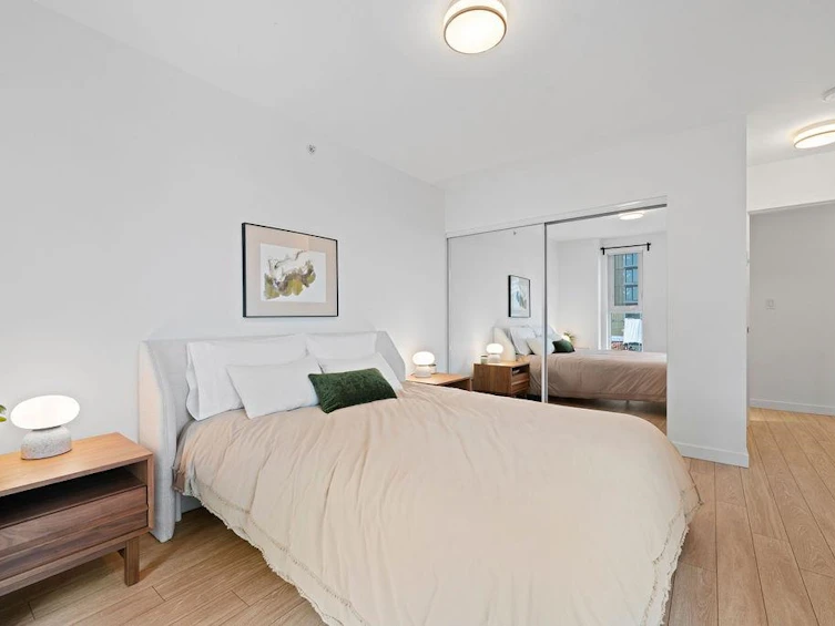 303-983 E Hastings Street, Vancouver, BC, V6A 0G9 - 11