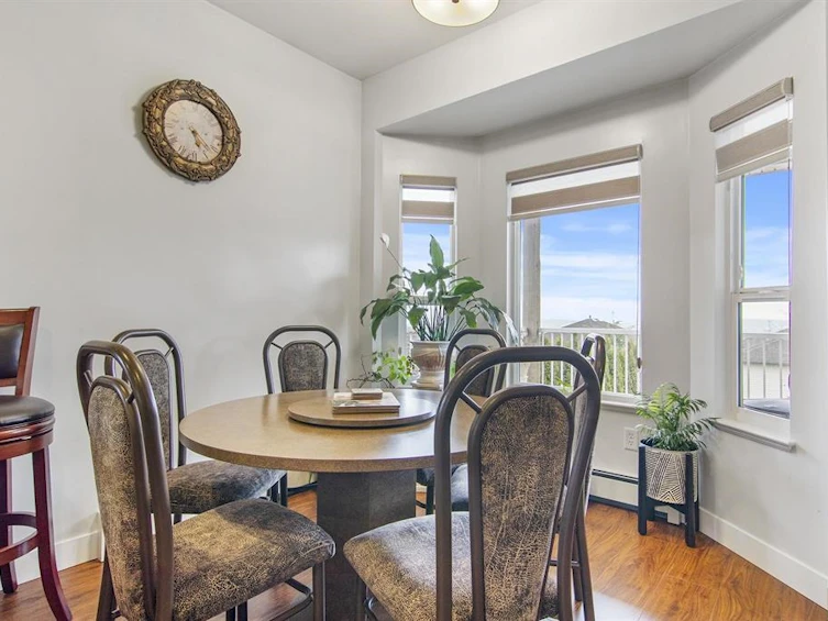 8025 D'herbomez Drive, Mission, BC, V2V 7B7 - 12