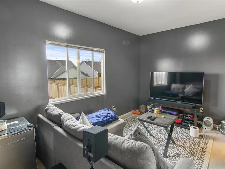8025 D'herbomez Drive, Mission, BC, V2V 7B7 - 21