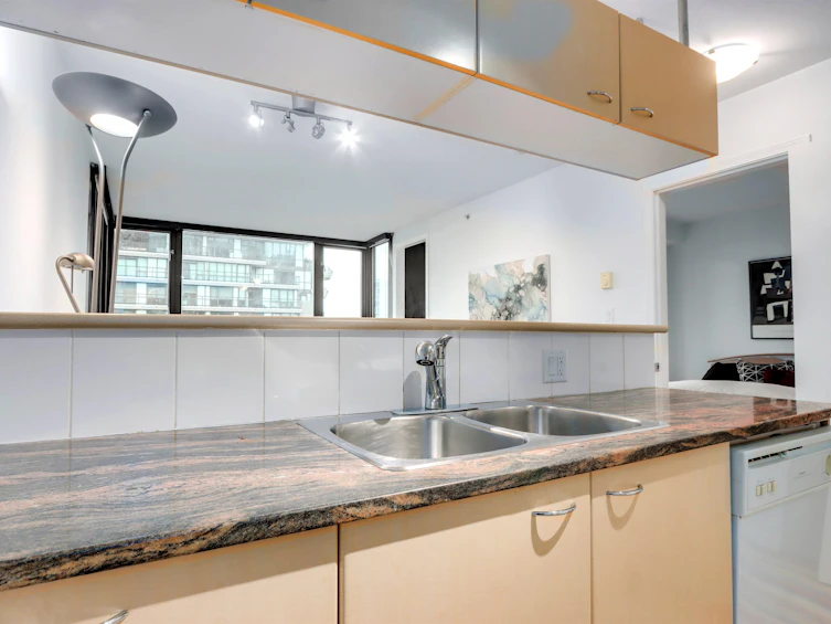 2605-1331 Alberni Street, Vancouver, BC, V6E 4S1 - 11