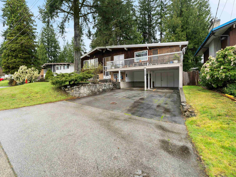 601 Midvale Street, Coquitlam BC V3J 6L7