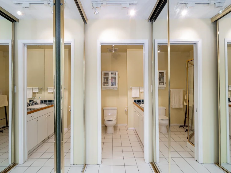 897 Heritage Boulevard, North Vancouver, BC, V7J 3G6 - 23
