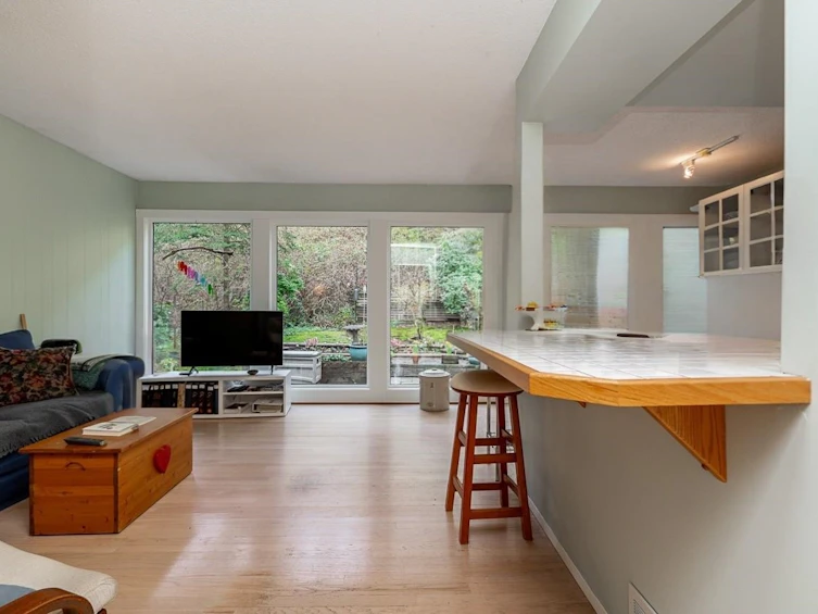 897 Heritage Boulevard, North Vancouver, BC, V7J 3G6 - 13