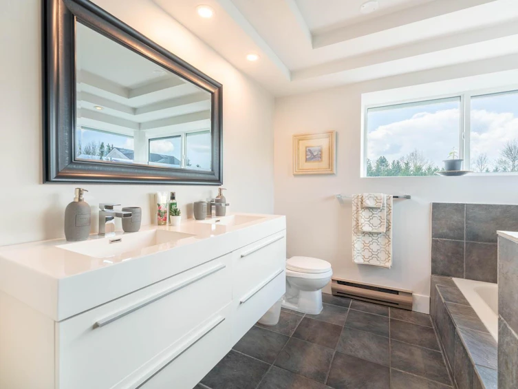 8459 Portside Court, Vancouver, BC, V5P 4V4 - 13