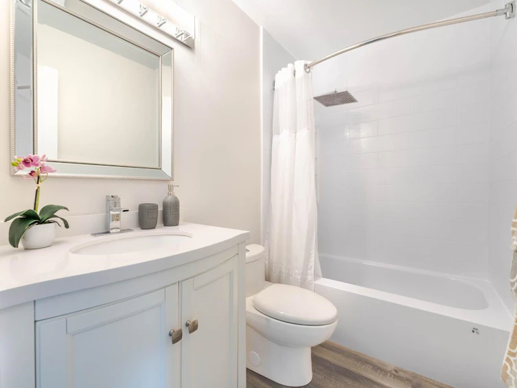 8459 Portside Court, Vancouver, BC, V5P 4V4 - 16