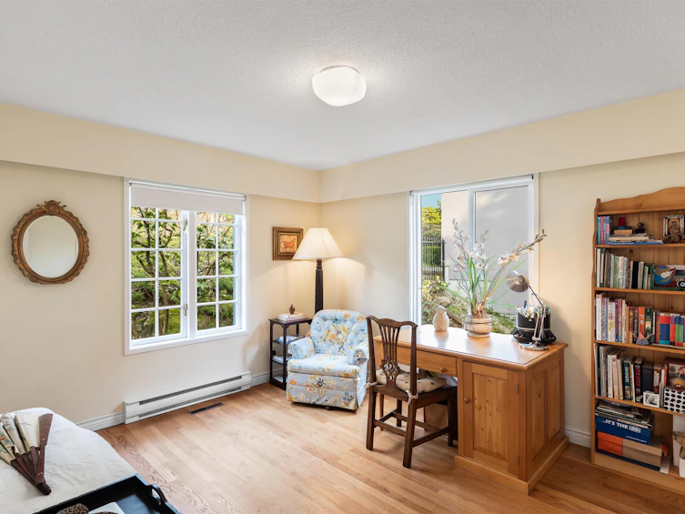 4215 Rockridge Road, West Vancouver, BC, V7W 1A3 - 27