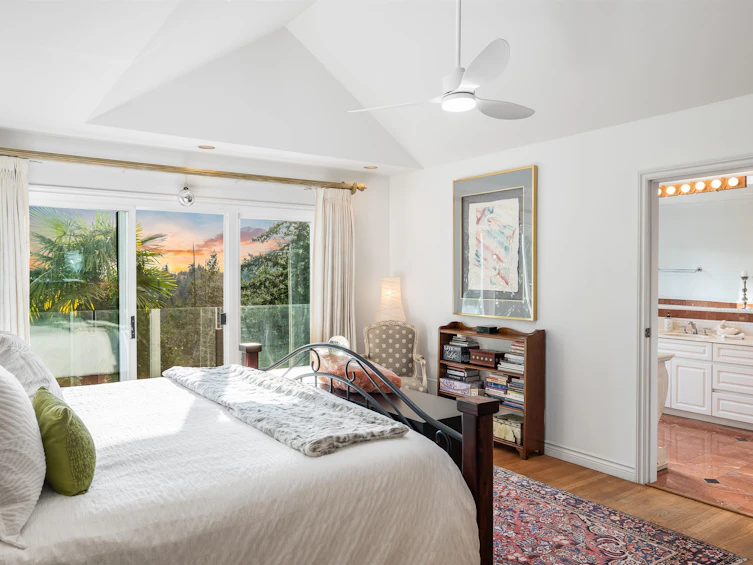4215 Rockridge Road, West Vancouver, BC, V7W 1A3 - 22