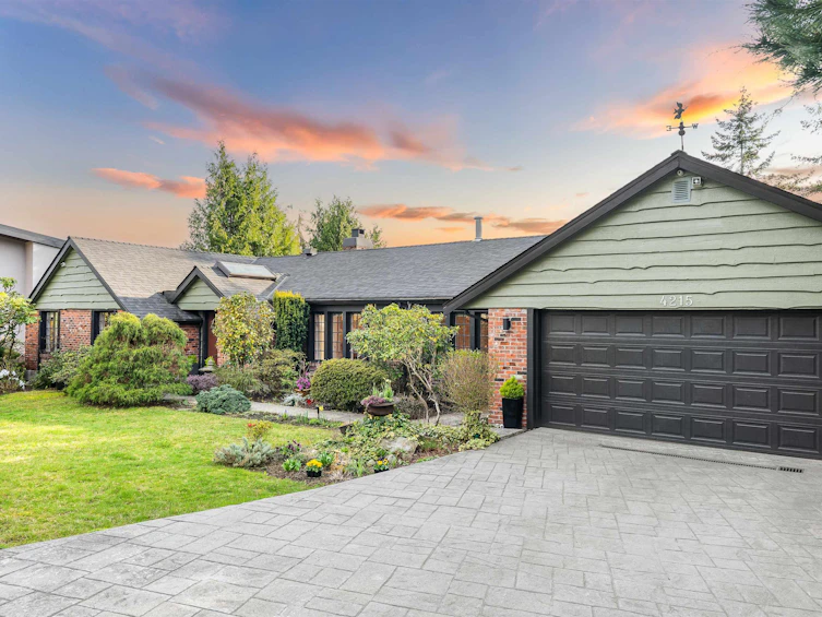 4215 Rockridge Road, West Vancouver, BC, V7W 1A3 - 3