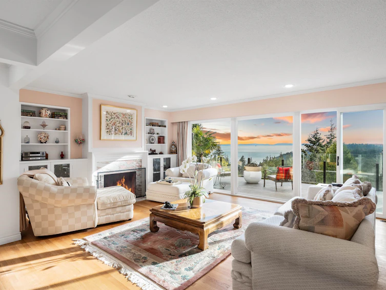 4215 Rockridge Road, West Vancouver, BC, V7W 1A3 - 5