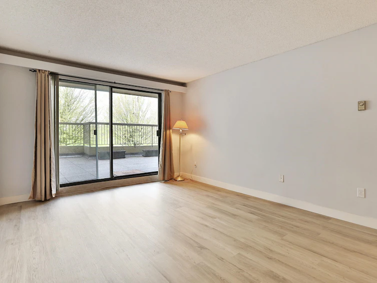 102-6655 Lynas Lane, Richmond, BC, V7C 3K8 - 3