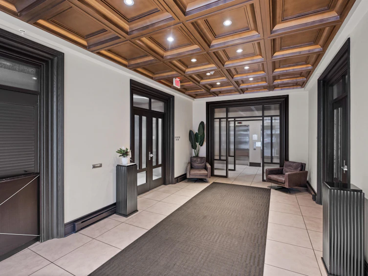 702-170 W 1 Street, North Vancouver, BC, V7M 3P2 - 23