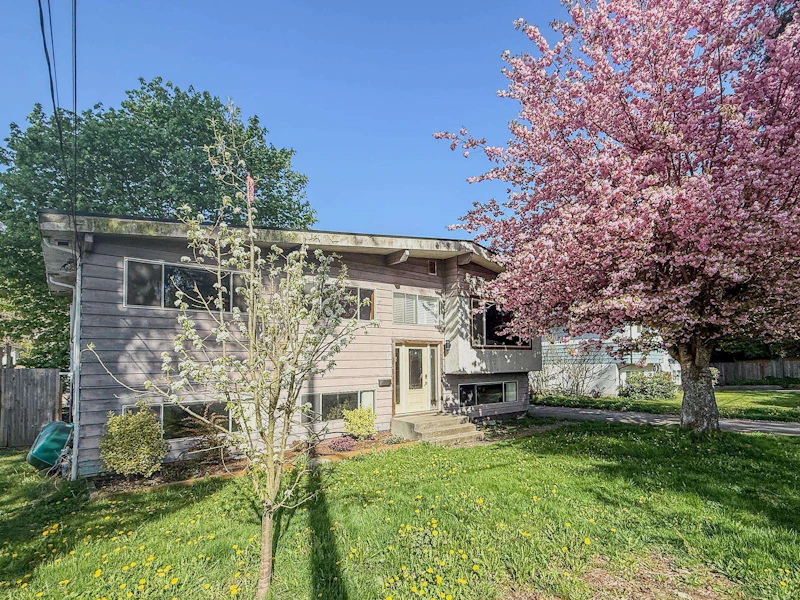 3661 Vincent Street, Port Coquitlam BC V3B 3T8