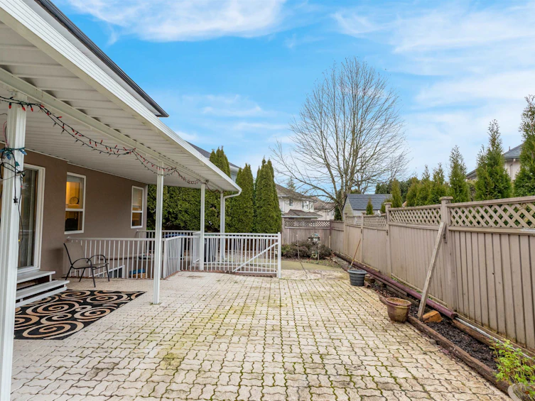16670 85 Avenue, Surrey, BC, V4N 4W3 - 16