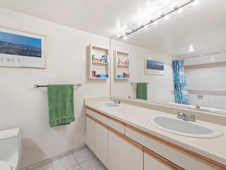 2207-3980 Carrigan Court, Burnaby, BC, V3N 4S6 - 21
