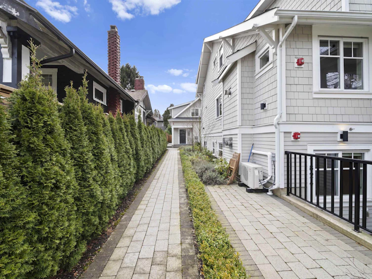 1824 W 12th Avenue, Vancouver, BC, V6J 2E8 - 28