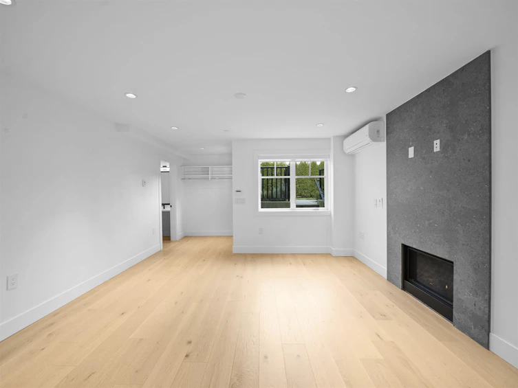1824 W 12th Avenue, Vancouver, BC, V6J 2E8 - 17