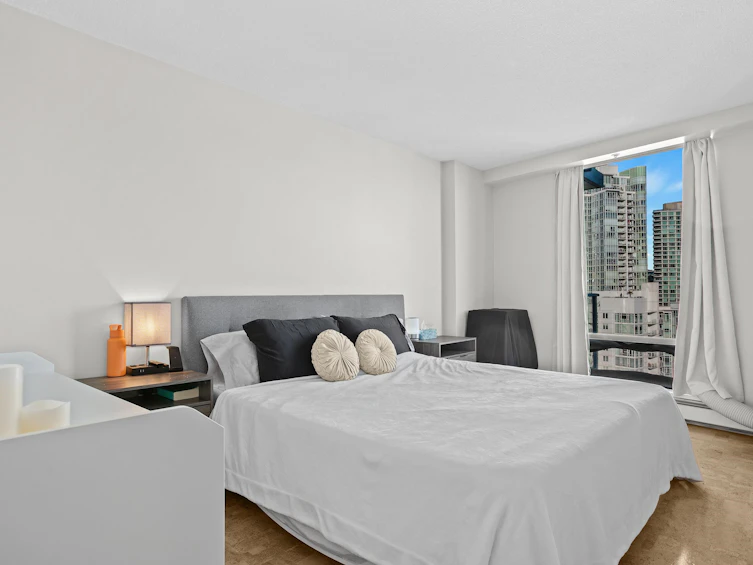 1901-1228 Marinaside Crescent, Vancouver, BC, V5S 2L7 - 10