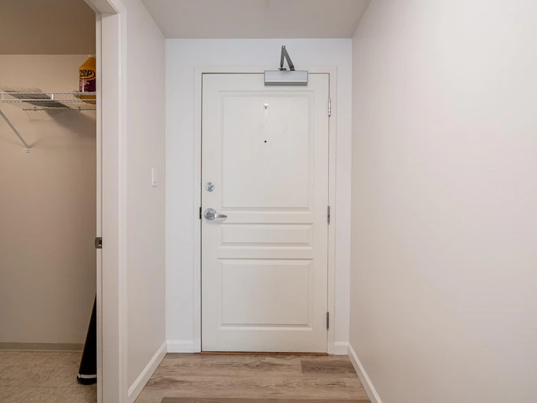 005-9298 University Crescent, Burnaby, BC, V5A 4X8 - 7