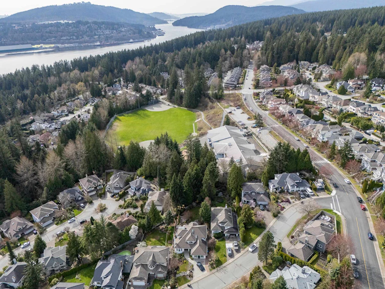 43 Wildwood Drive, Port Moody, BC, V3H 4M6 - 39