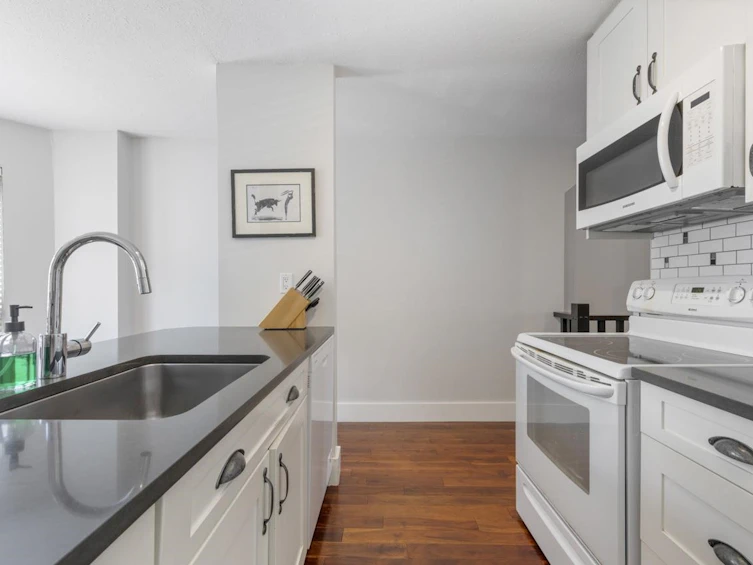 1-1081 W 8th Avenue, Vancouver, BC, V6H 1C3 - 6