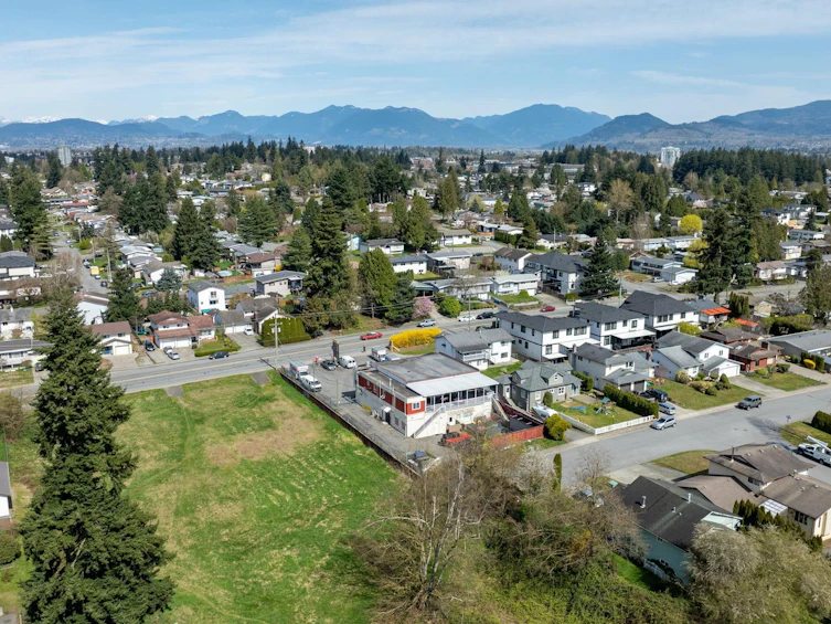 32354 Marshall Road, Abbotsford, BC, V2T 1A4 - 36