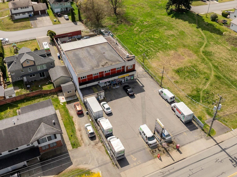32354 Marshall Road, Abbotsford, BC, V2T 1A4 - 32