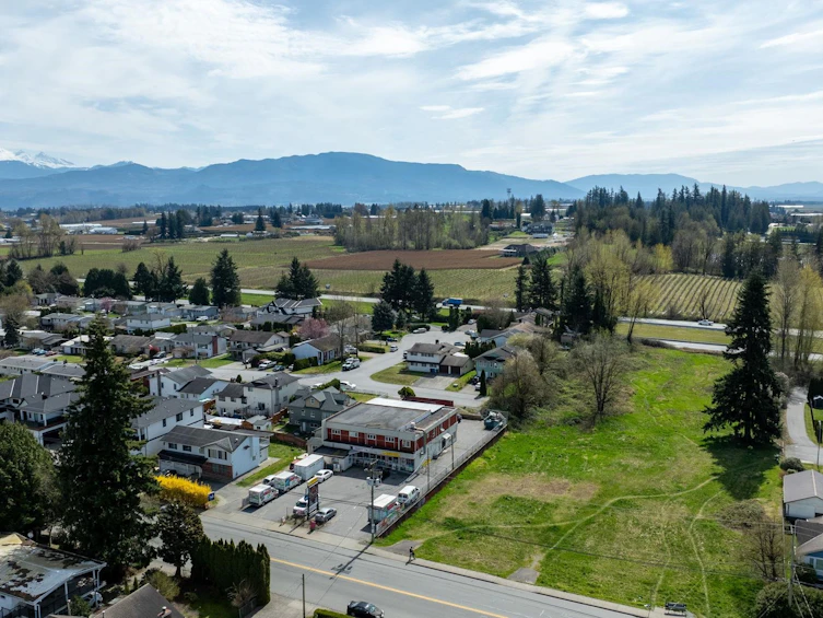 32354 Marshall Road, Abbotsford, BC, V2T 1A4 - 37
