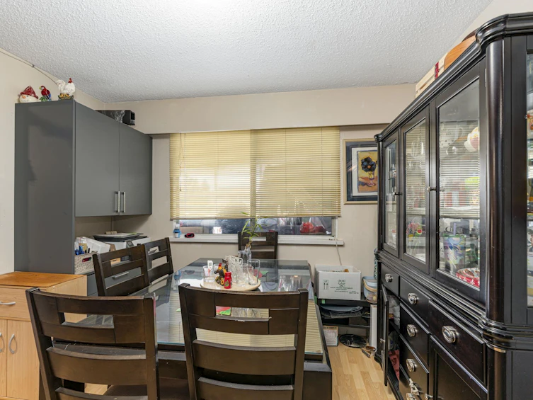 32354 Marshall Road, Abbotsford, BC, V2T 1A4 - 15