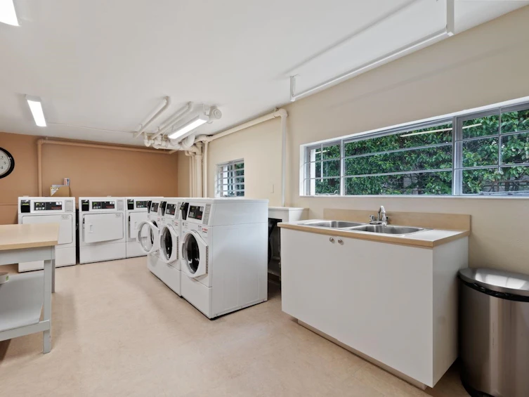 106-1949 Beach Avenue, Vancouver, BC, V6G 1Z2 - 39
