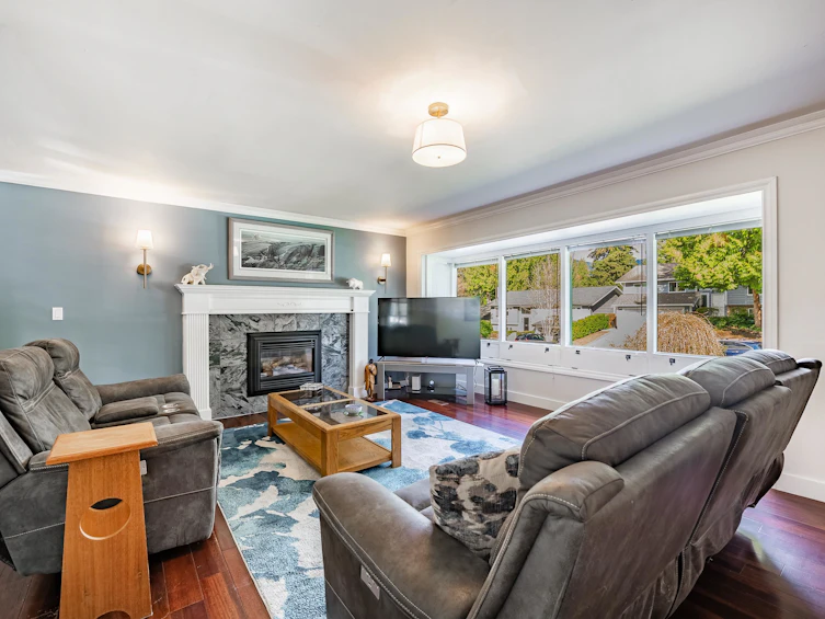 3163 Tennyson Crescent, North Vancouver, BC, V7K 2A9 - 15