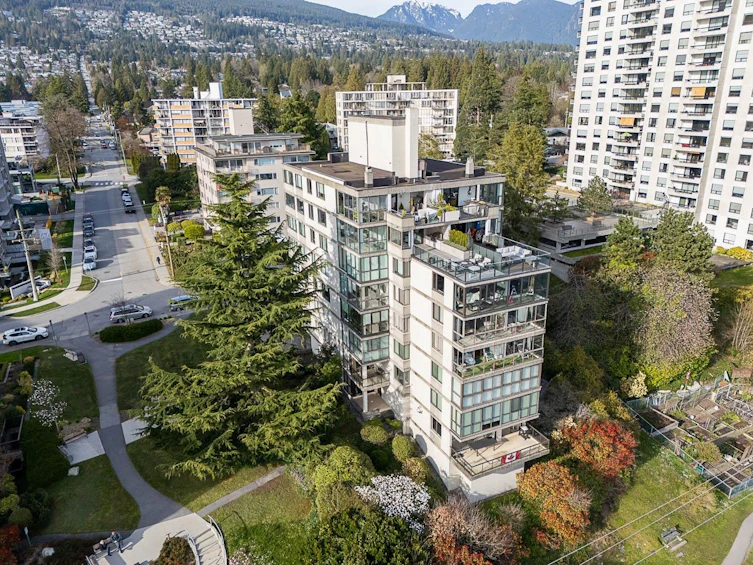 601-2090 Argyle Avenue, West Vancouver, BC, V7V 4R4 - 37