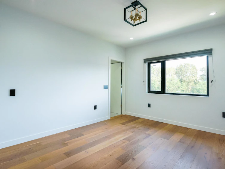 6192 Elgin Avenue, Burnaby, BC, V5H 3S4 - 16