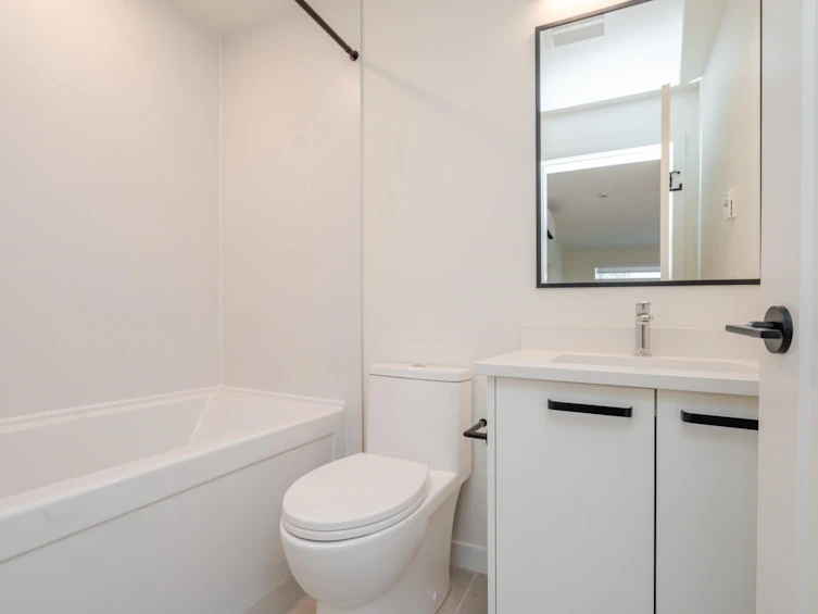 206-33920 Best Avenue, Mission, BC, V2V 7A4 - 22
