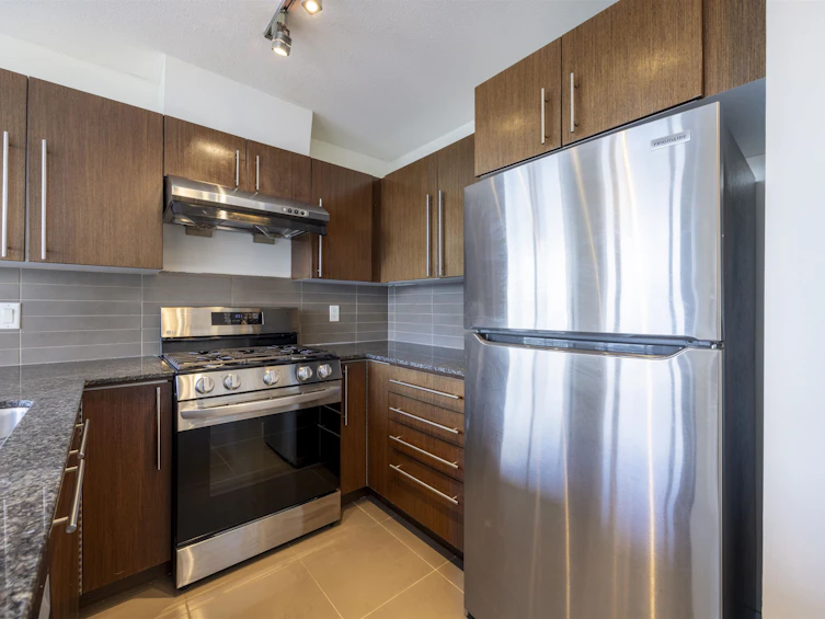 1807-4888 Brentwood Drive, Burnaby, BC, V5C 0C6 - 9