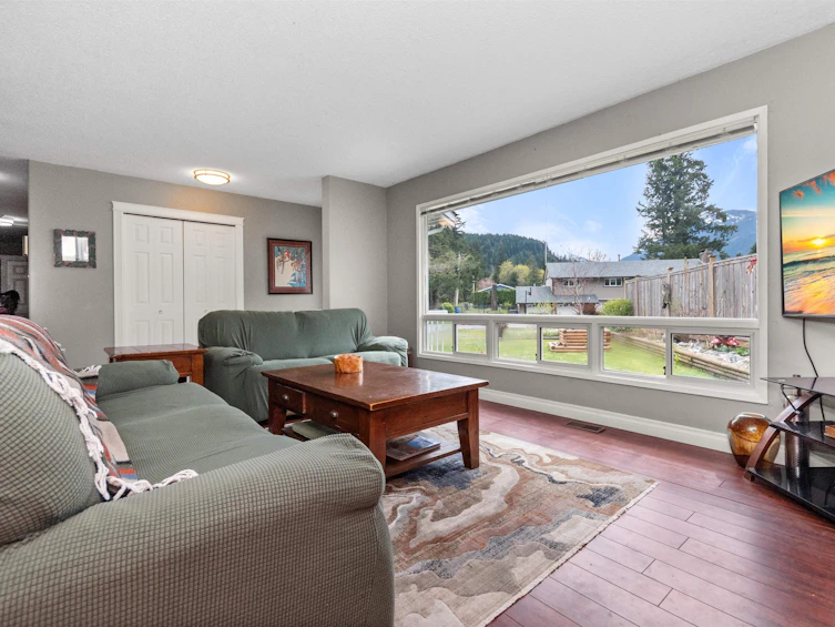 430 7th Avenue, Hope, BC, V0X 1L4 - 10