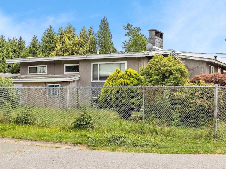 9022 Garden Drive, Chilliwack, BC, V2P 5K6