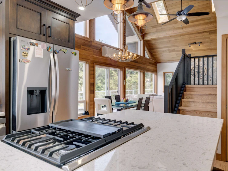 10054 Wescan Road, Halfmoon Bay, BC, V7Z 1G4 - 21