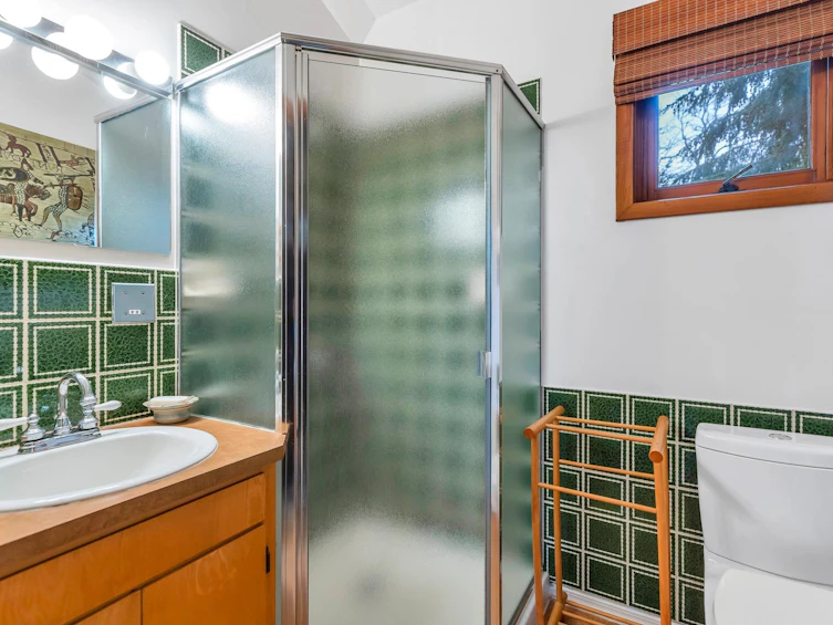 7032 Gray Avenue, Burnaby, BC, V5J 3Y8 - 17
