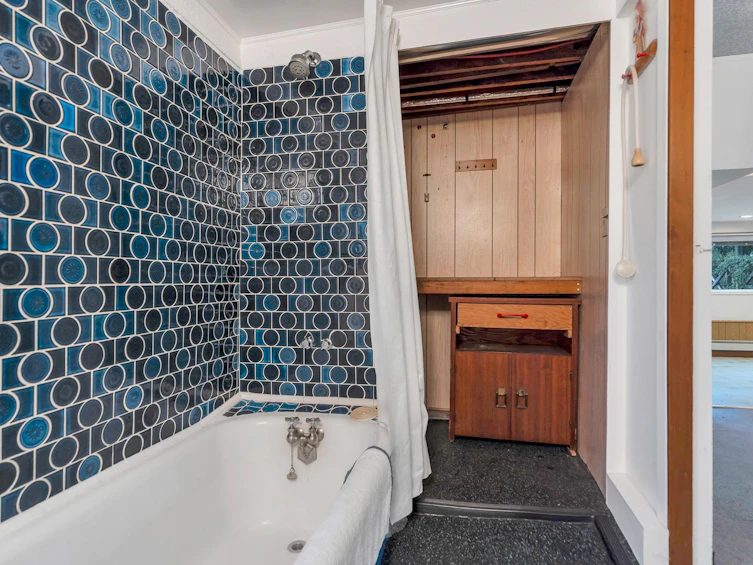 7032 Gray Avenue, Burnaby, BC, V5J 3Y8 - 28