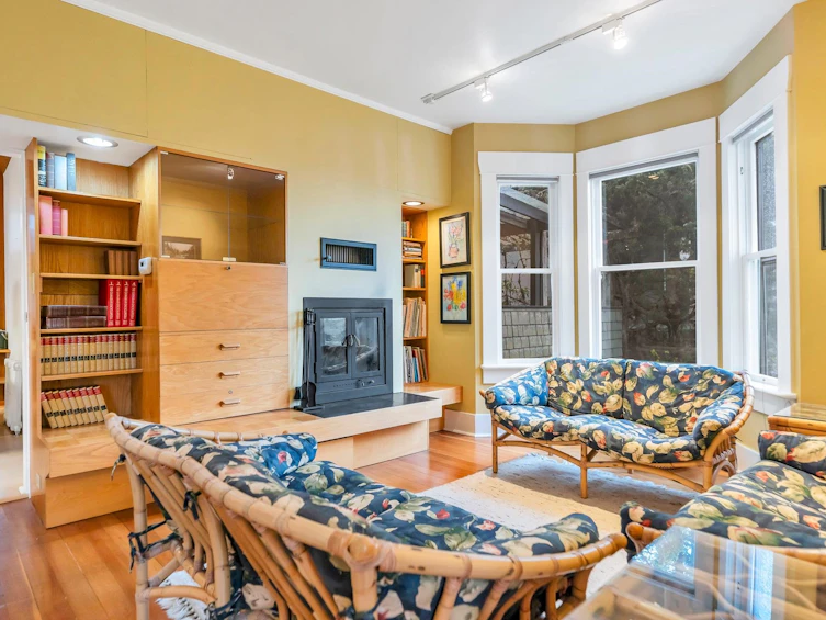 7032 Gray Avenue, Burnaby, BC, V5J 3Y8 - 5