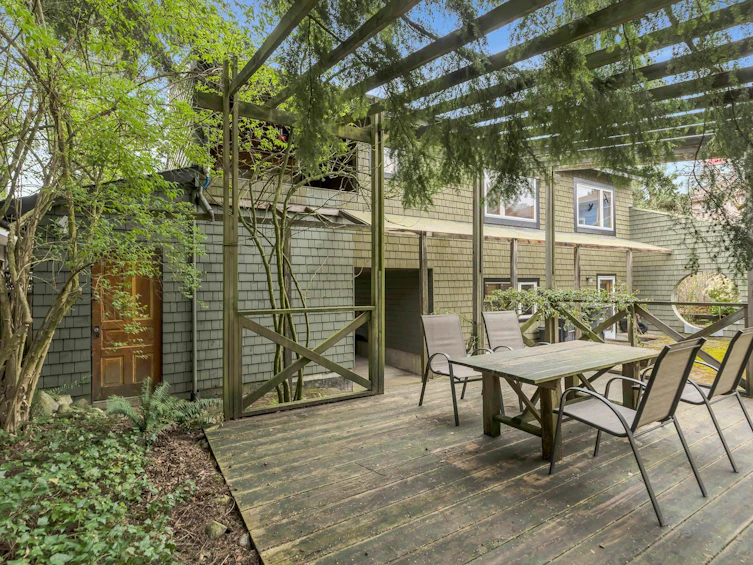 7032 Gray Avenue, Burnaby, BC, V5J 3Y8 - 39
