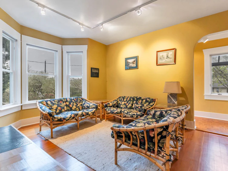 7032 Gray Avenue, Burnaby, BC, V5J 3Y8 - 4