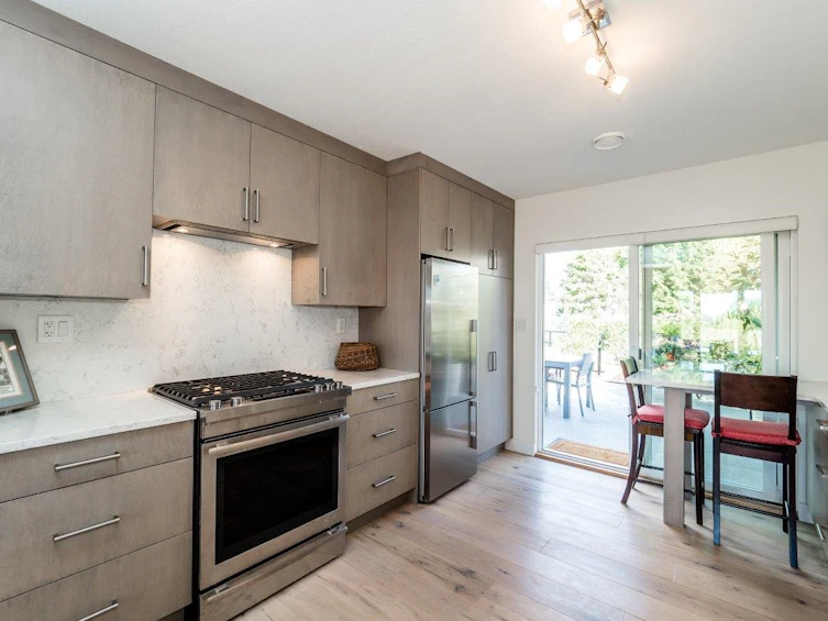 1436 Grand Boulevard, North Vancouver, BC, V7L 3X7 - 11
