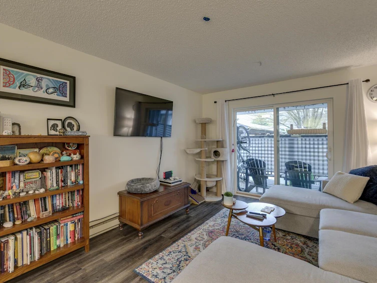 B102-40120 Willow Crescent, Squamish, BC, V8B 0L7 - 5