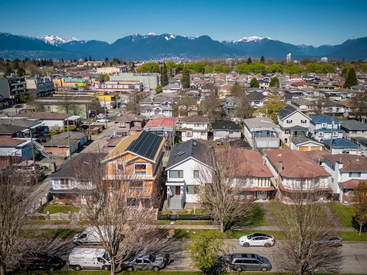 2045 E 51 Avenue, Vancouver, BC, V5P 1W2 - 26
